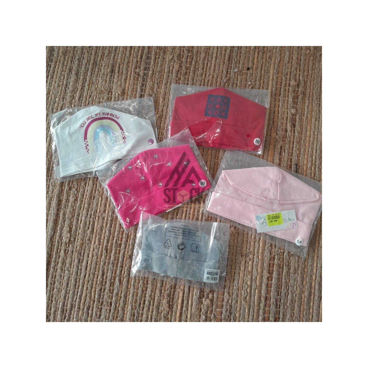 Bonnet  -  60 pièces