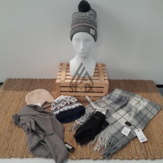 Article d'HIVER de marque - 85 pièces
