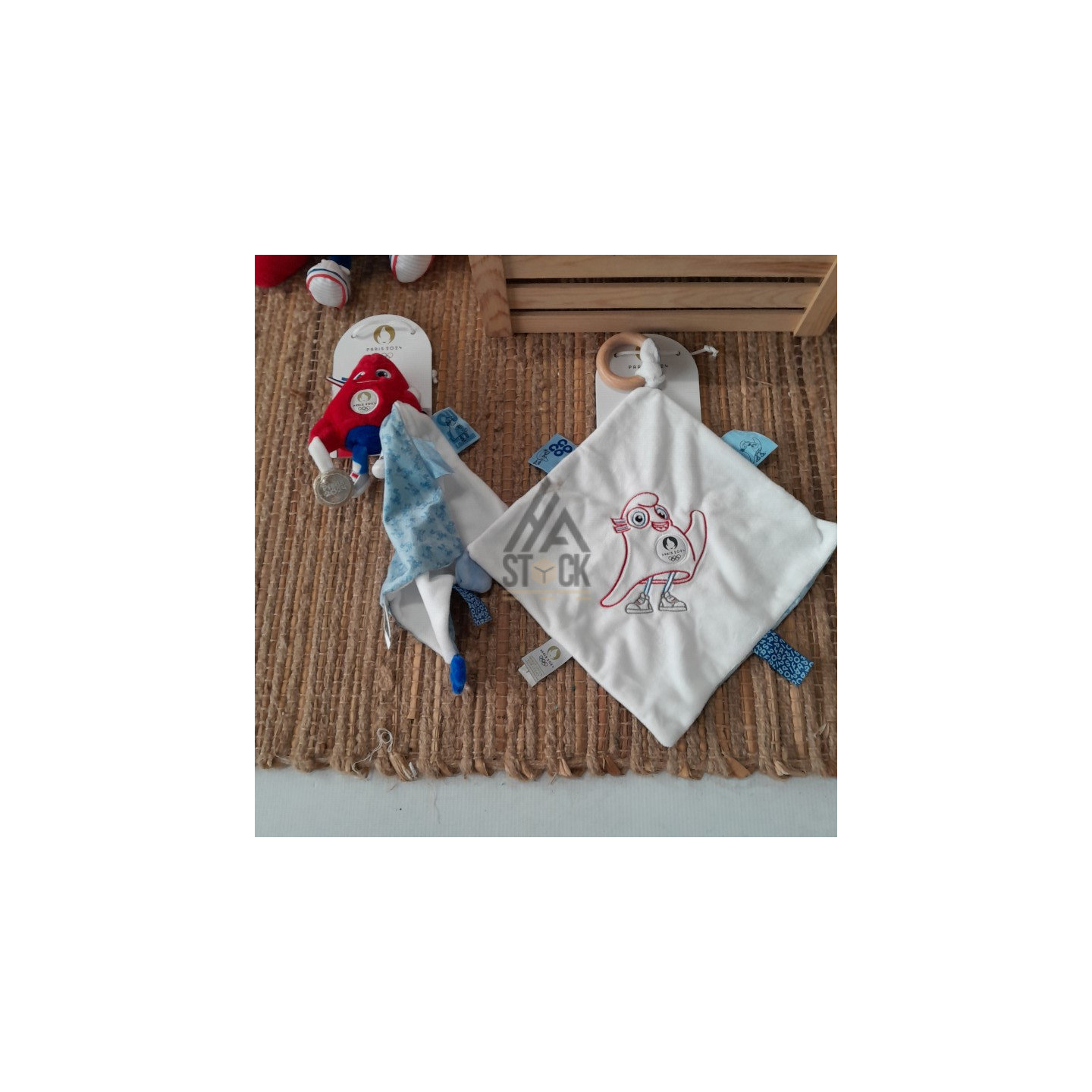 Peluche mascotte PARIS 2024 - 48 pièces