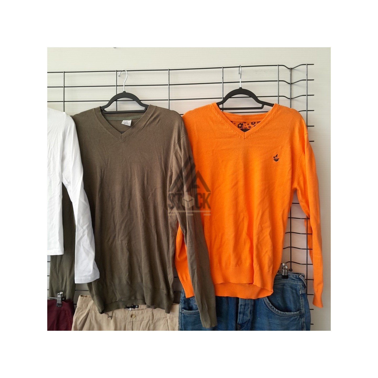 TEXTILE MARQUE  - 150 pièces