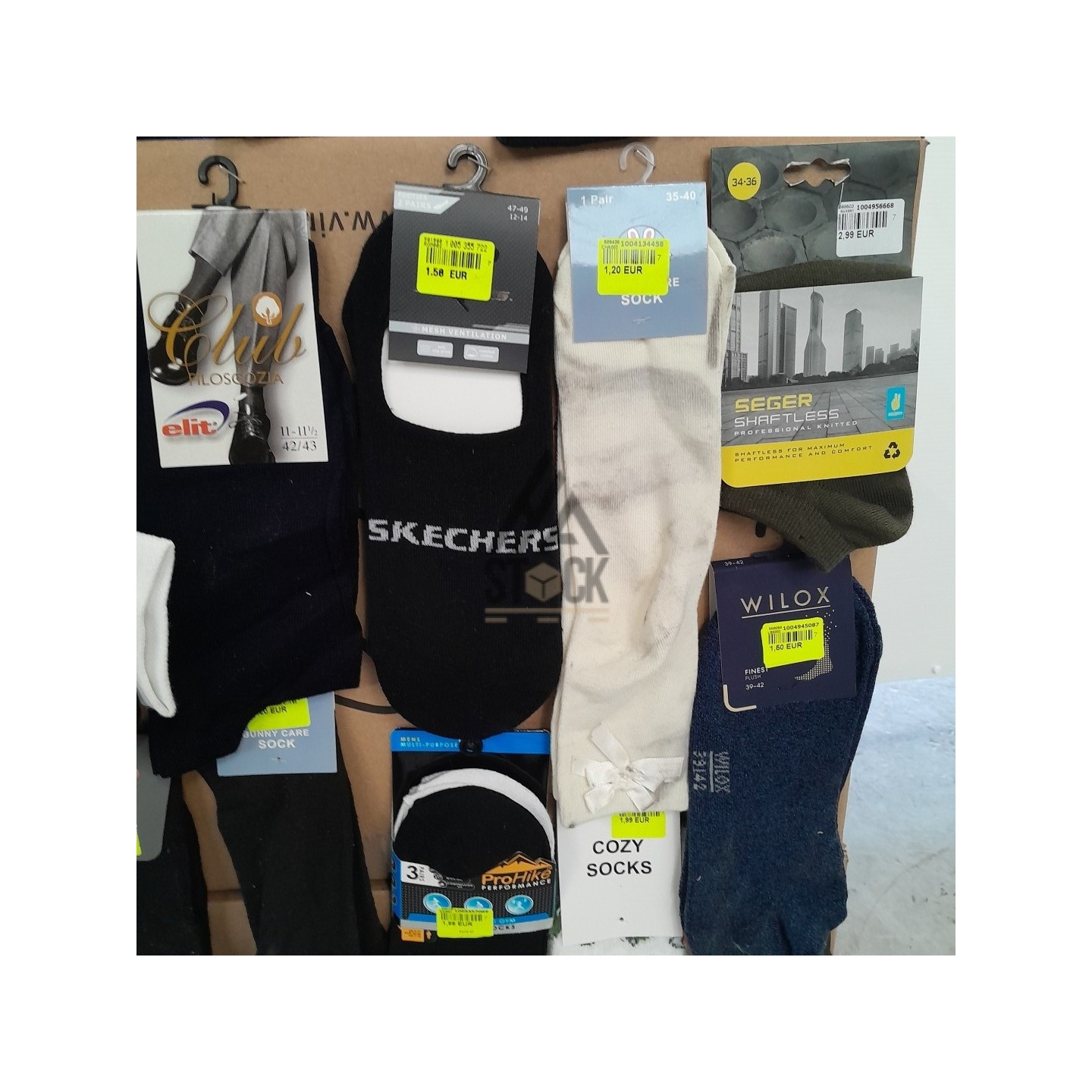 CHAUSSETTE - 300 paires