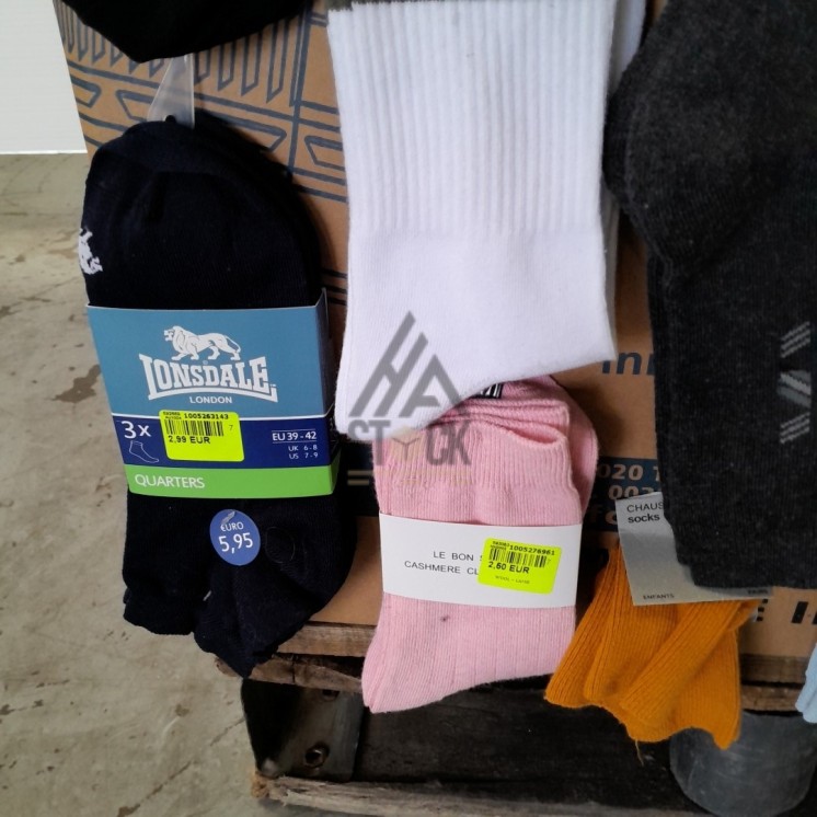 CHAUSSETTE - 300 paires