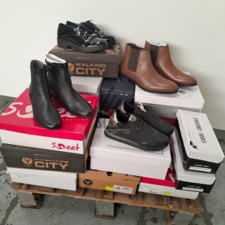 CHAUSSURE en boite  - 20 paires