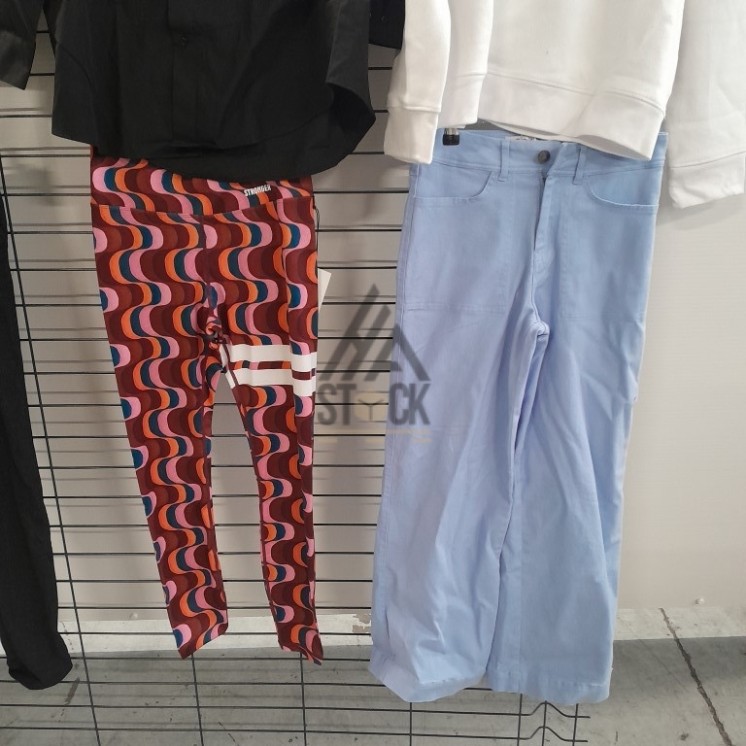 TEXTILE MARQUE  - 150 pièces