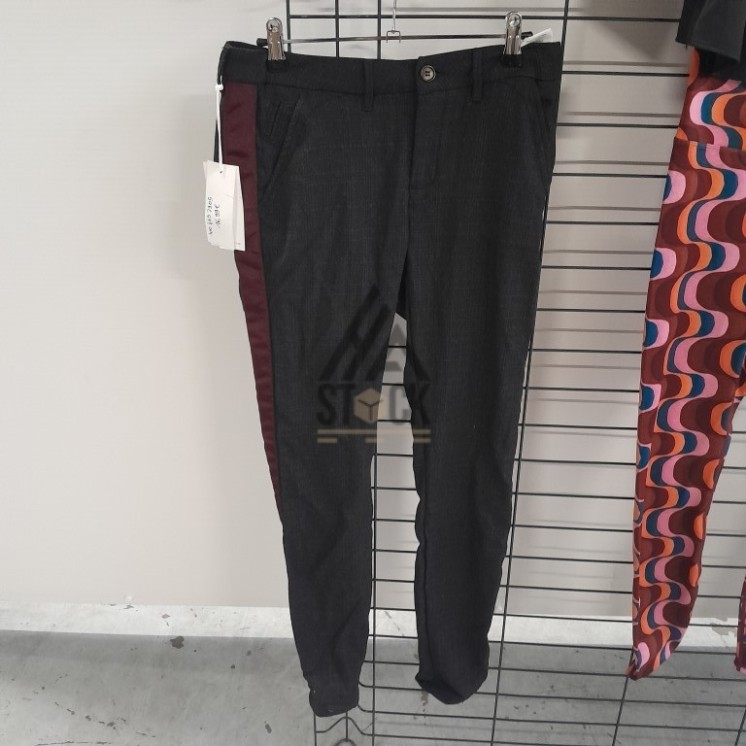 TEXTILE MARQUE  - 150 pièces