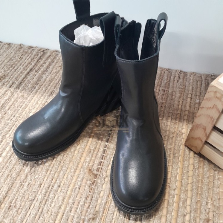 Bottine - 23 pièces