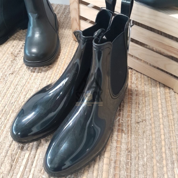 Bottine - 23 pièces