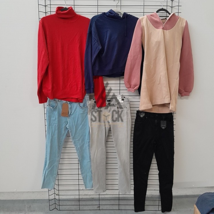 TEXTILE MARQUE  - 150 pièces