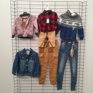 TEXTILE ENFANT de marque - 100 pièces