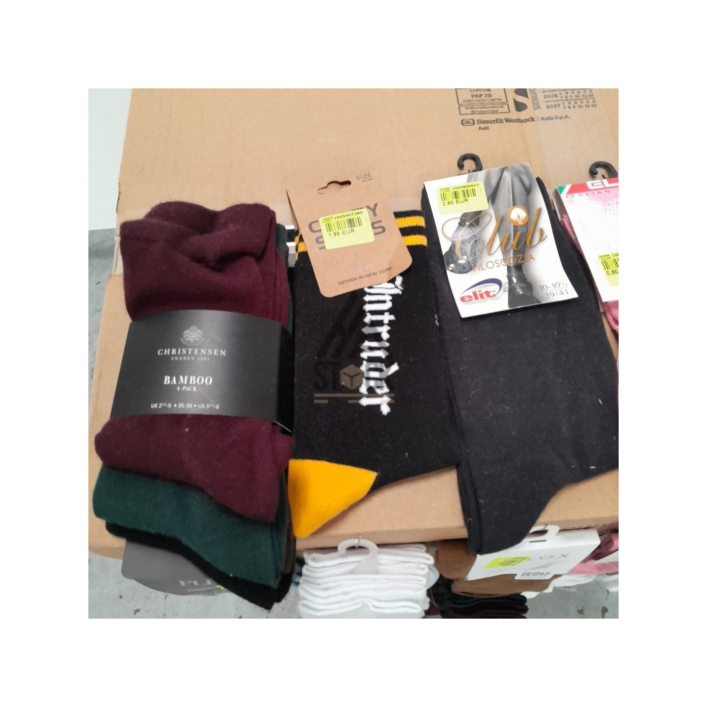 CHAUSSETTE - 300 paires