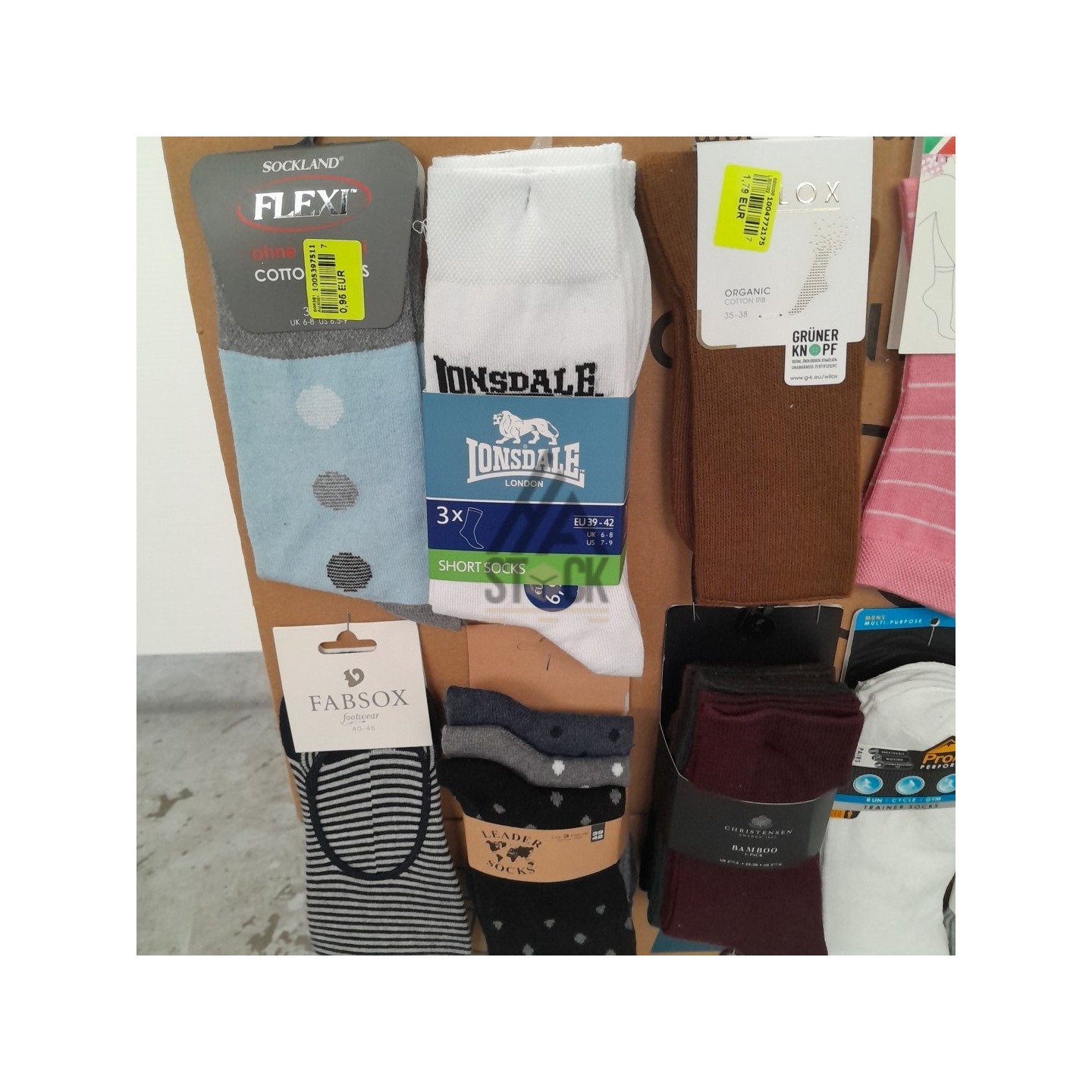 CHAUSSETTE - 300 paires