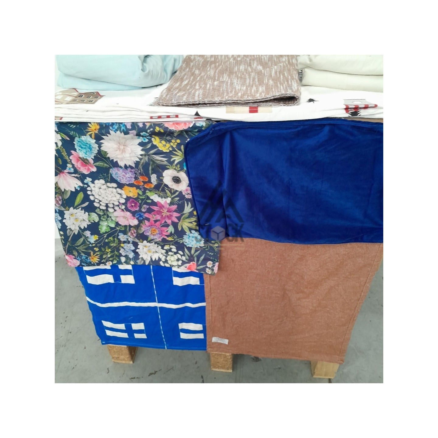 LINGE DE MAISON VRAC - 200 pièces