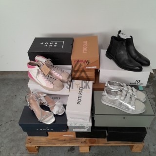 CHAUSSURE en boite  - 20 paires