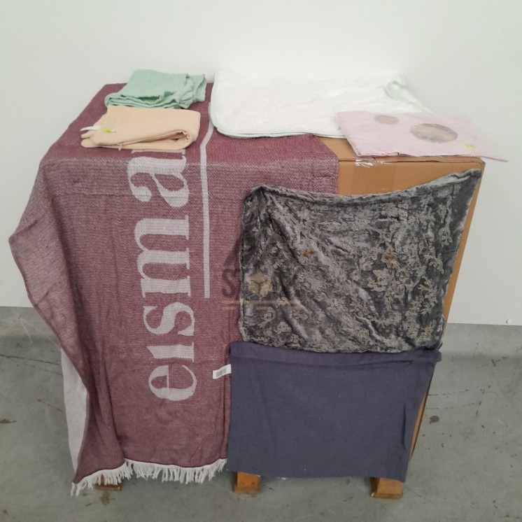 LINGE DE MAISON VRAC - 220 pièces