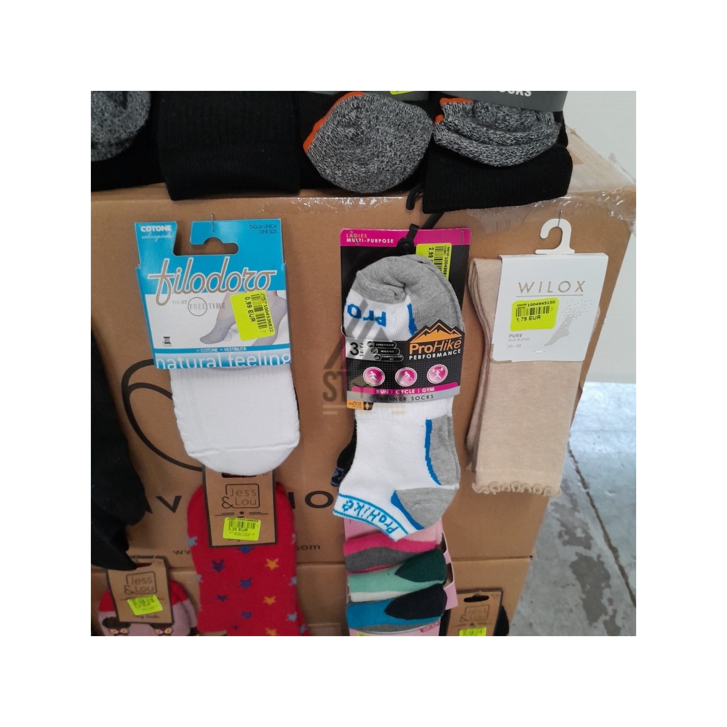 CHAUSSETTE - 300 paires