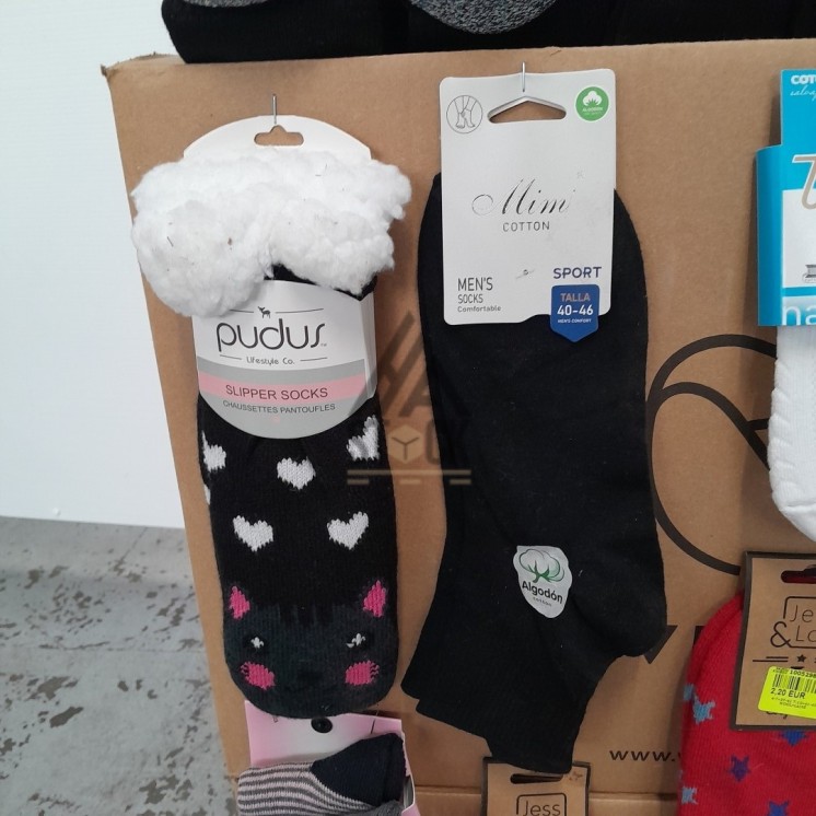 CHAUSSETTE - 300 paires