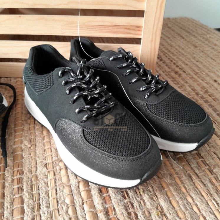 CHAUSSURE - ISOTER - 19 paires