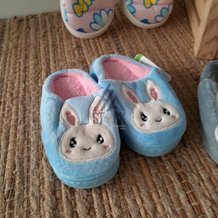 CHAUSSON ENFANT- 27 paires