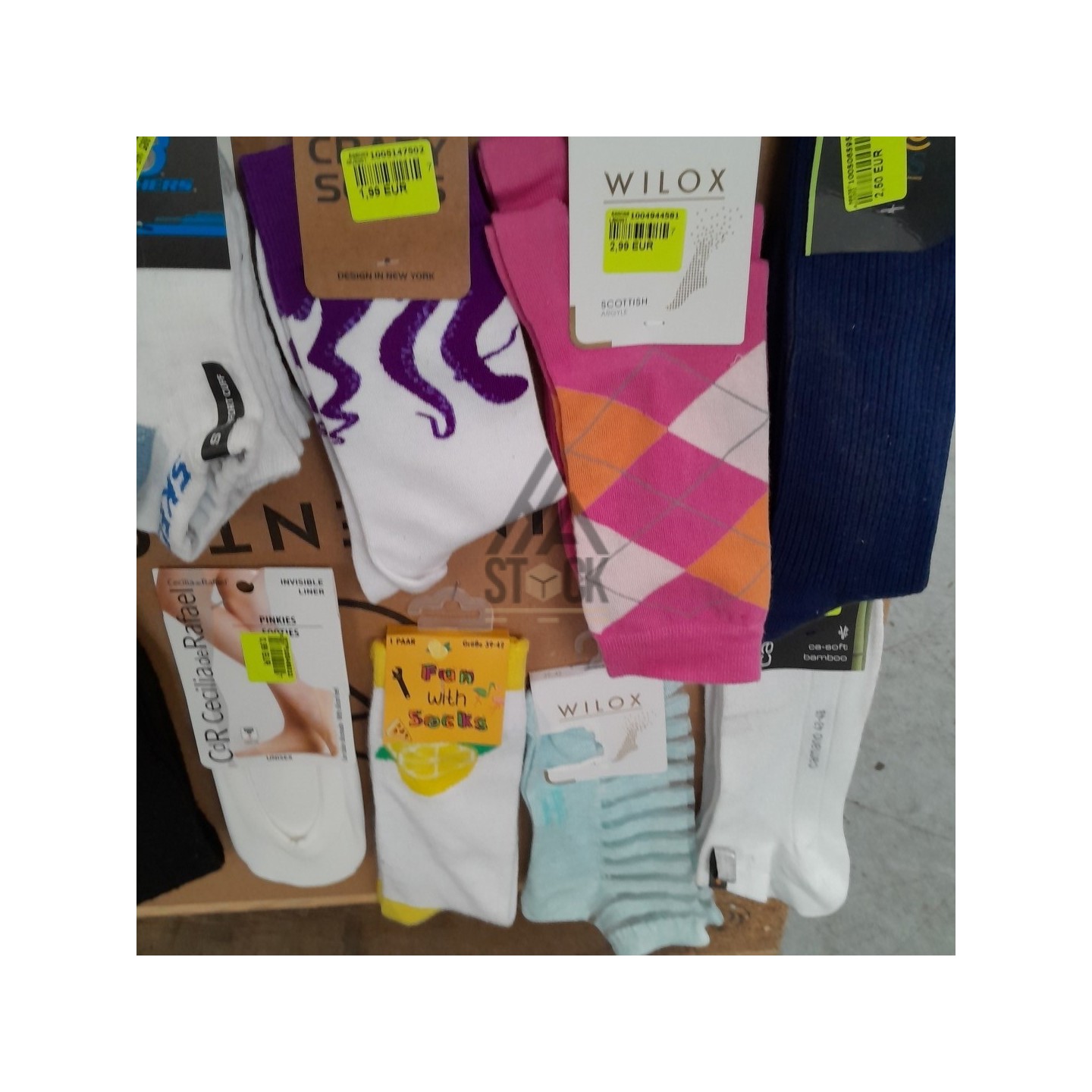 CHAUSSETTE - 300 paires