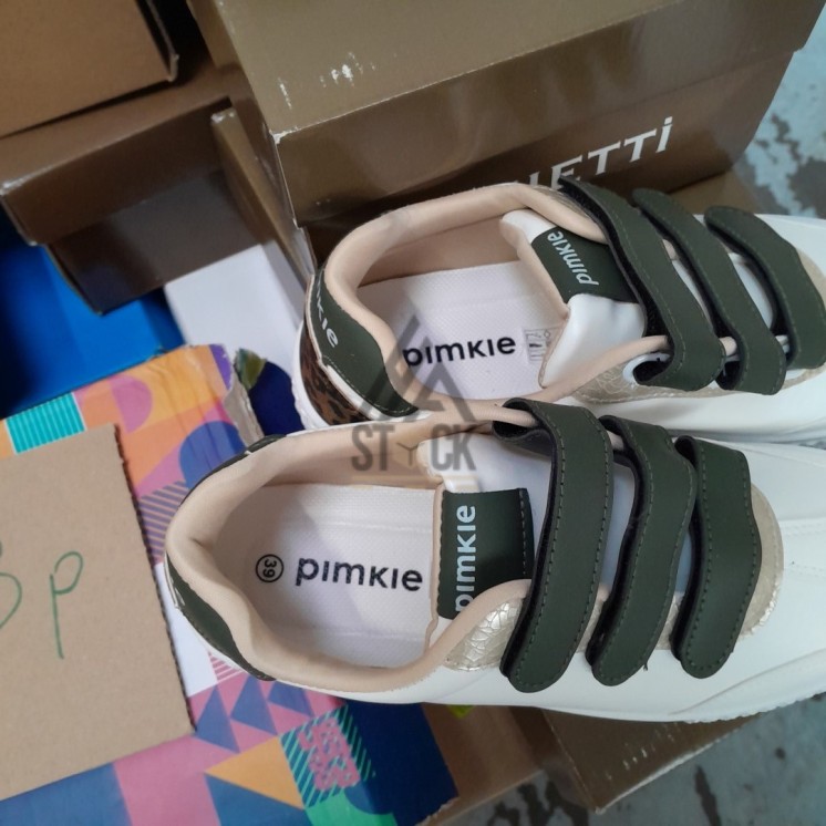 CHAUSSURE en boite  - 20 paires