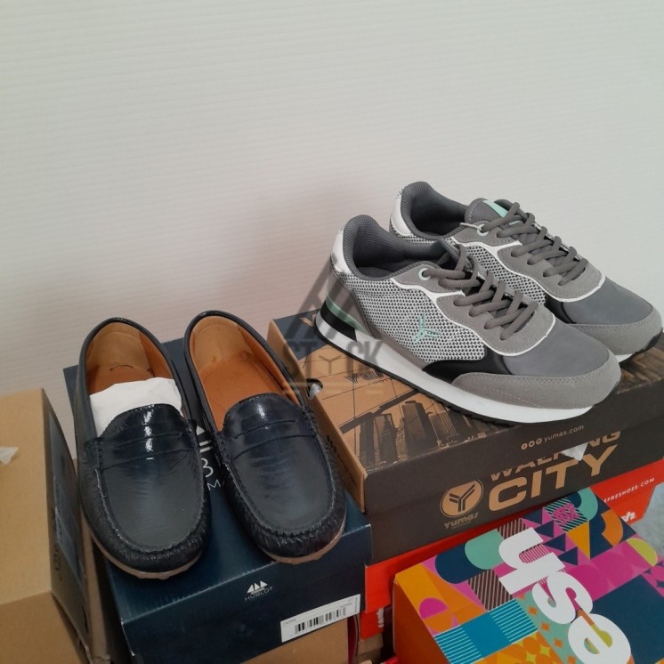 CHAUSSURE en boite  - 20 paires