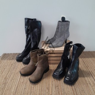 CHAUSSURES - PIMKIE -  14 paires