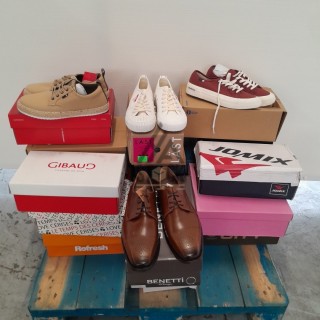 CHAUSSURE en boite  - 20 paires