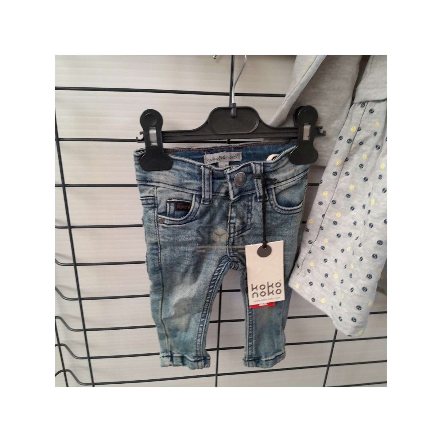 TEXTILE ENFANT de marque - 130 pièces