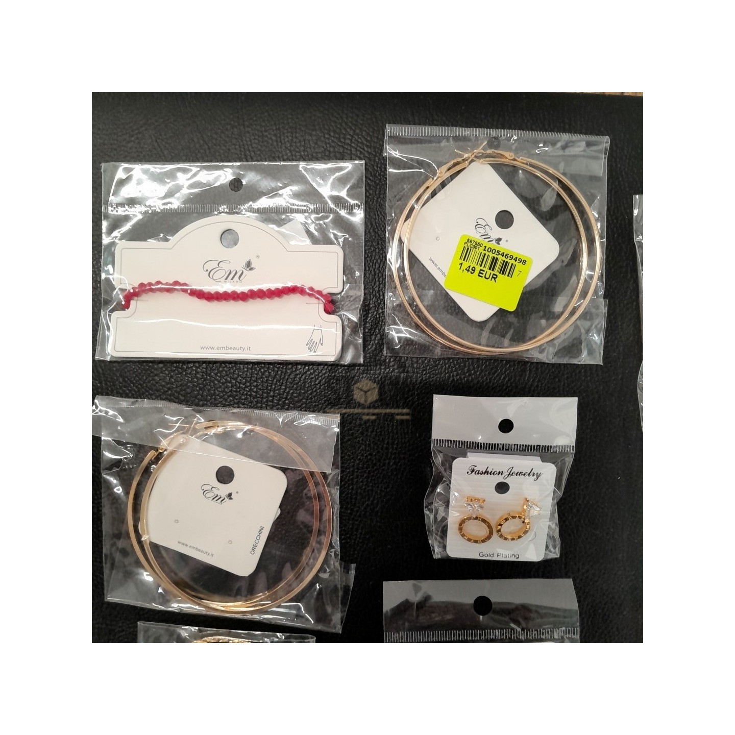 BIJOUX - 200 pièces