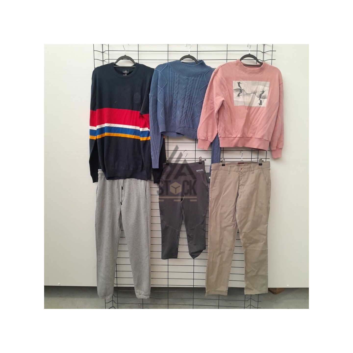 TEXTILE MARQUE  - 300 pièces