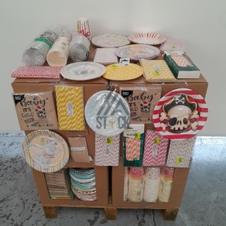 VAISSELLE JETABLE - 320 pièces