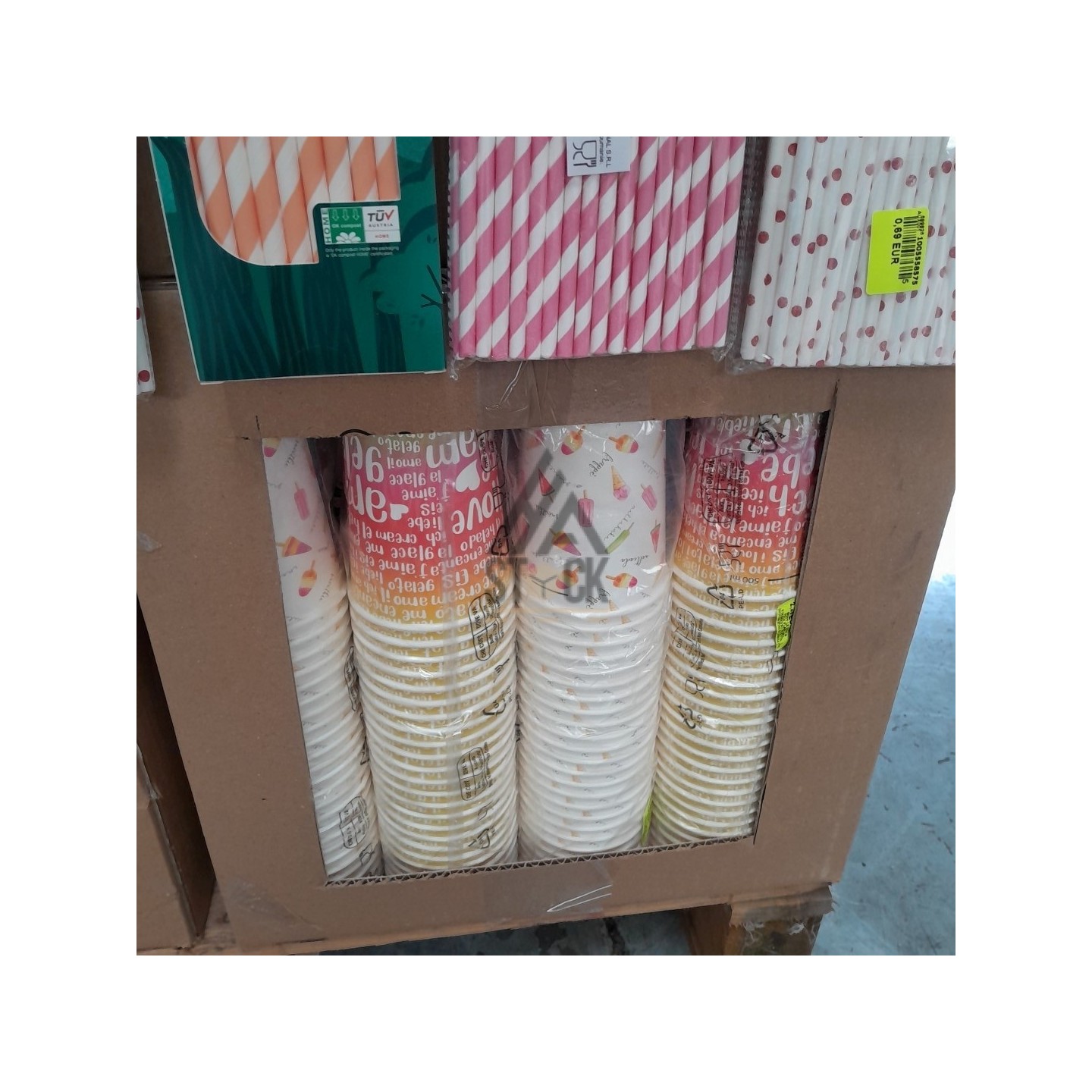 VAISSELLE JETABLE - 320 pièces