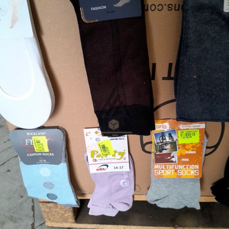 CHAUSSETTE - 300 paires