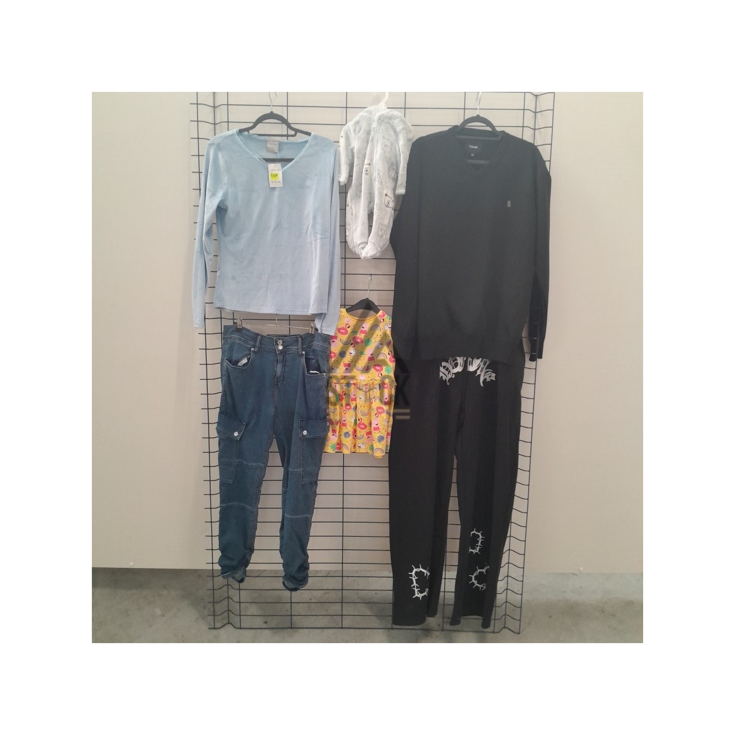 TEXTILE - 660 pièces