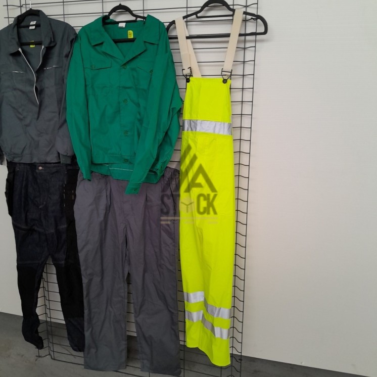 Vêtements de travail - 150 pièces