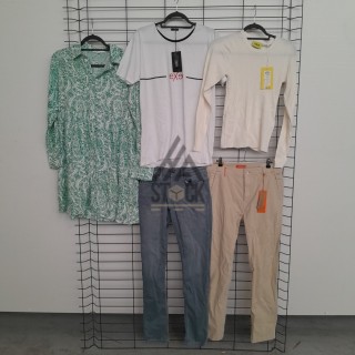 TEXTILE MARQUE  - 240 pièces