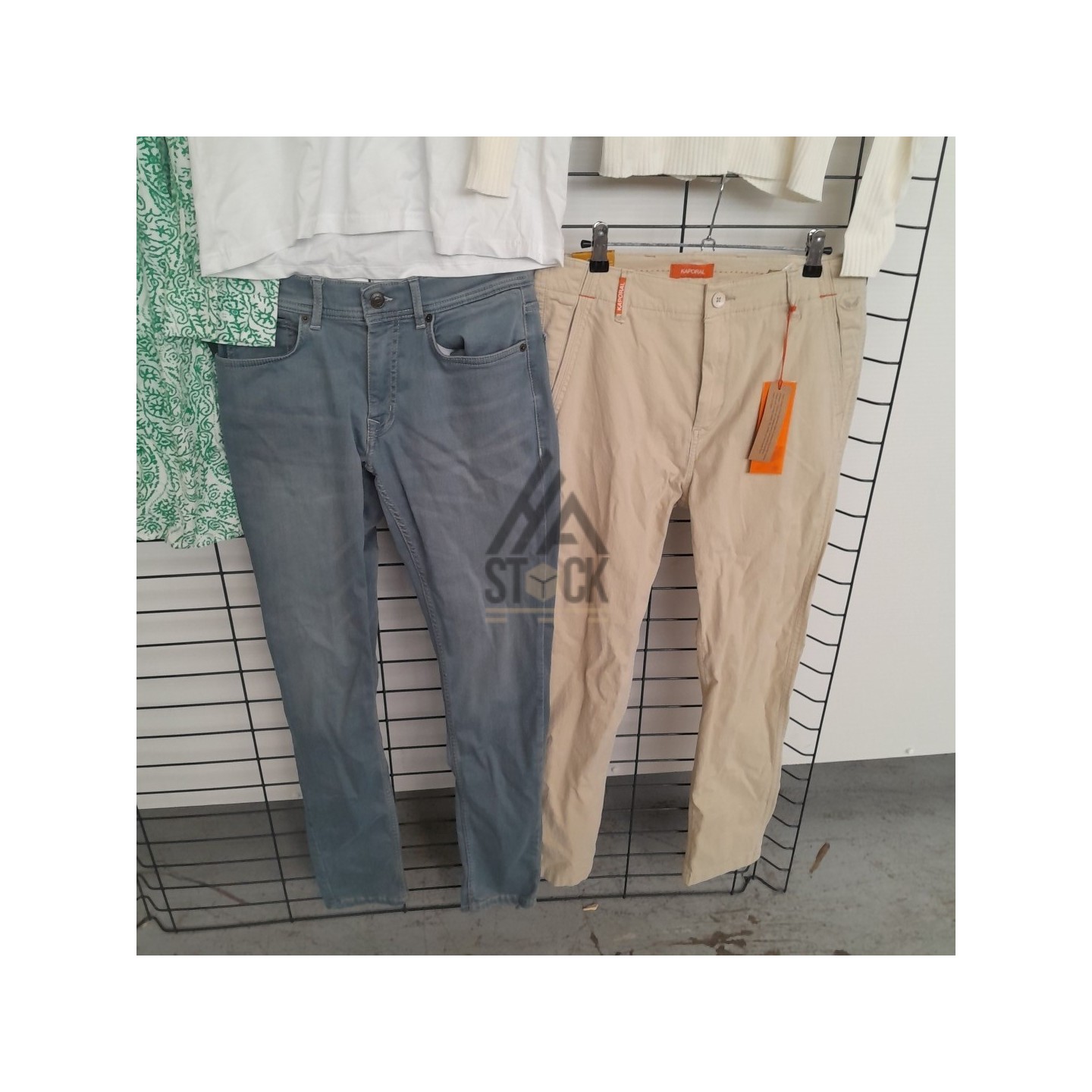 TEXTILE MARQUE  - 240 pièces