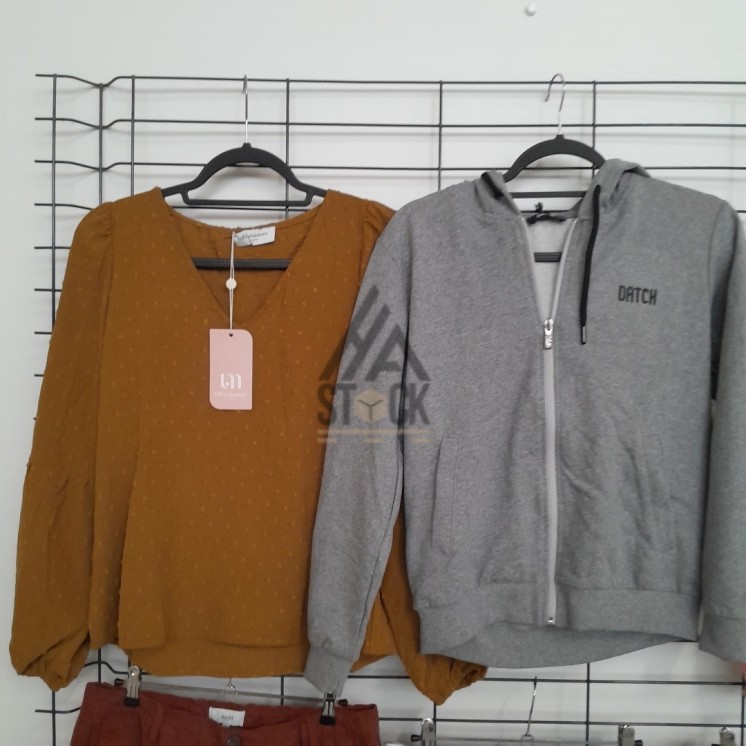 TEXTILE MARQUE  - 240 pièces