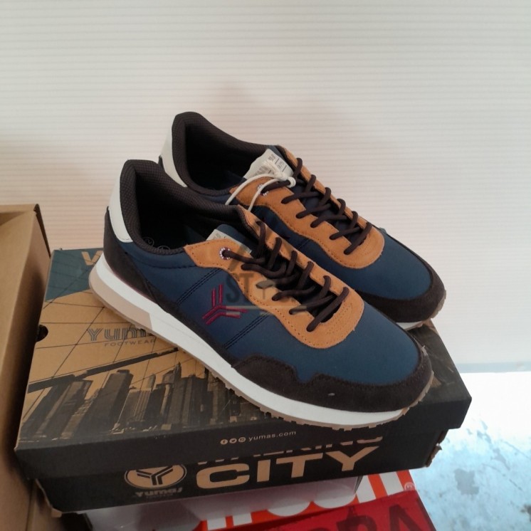 CHAUSSURE en boite  - 20 paires