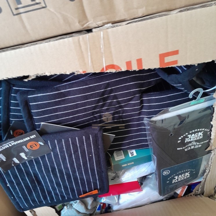 PALETTE A****N - A215