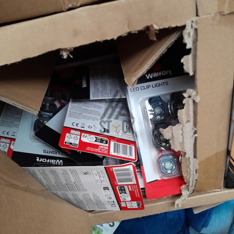 PALETTE A****N - A218