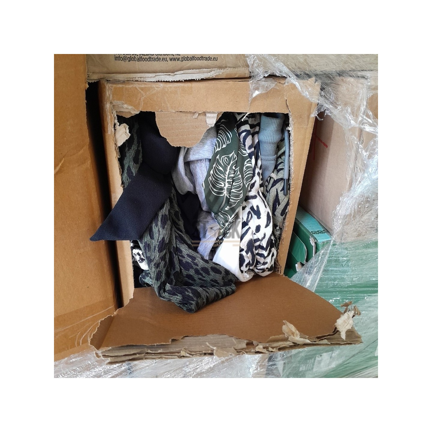 PALETTE A****N - A225