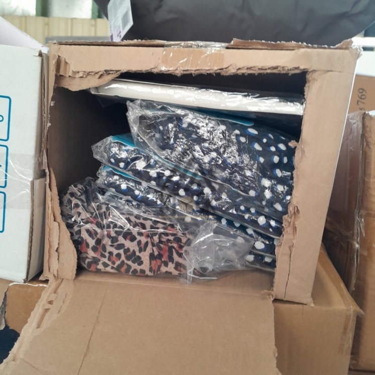 PALETTE A****N - A225