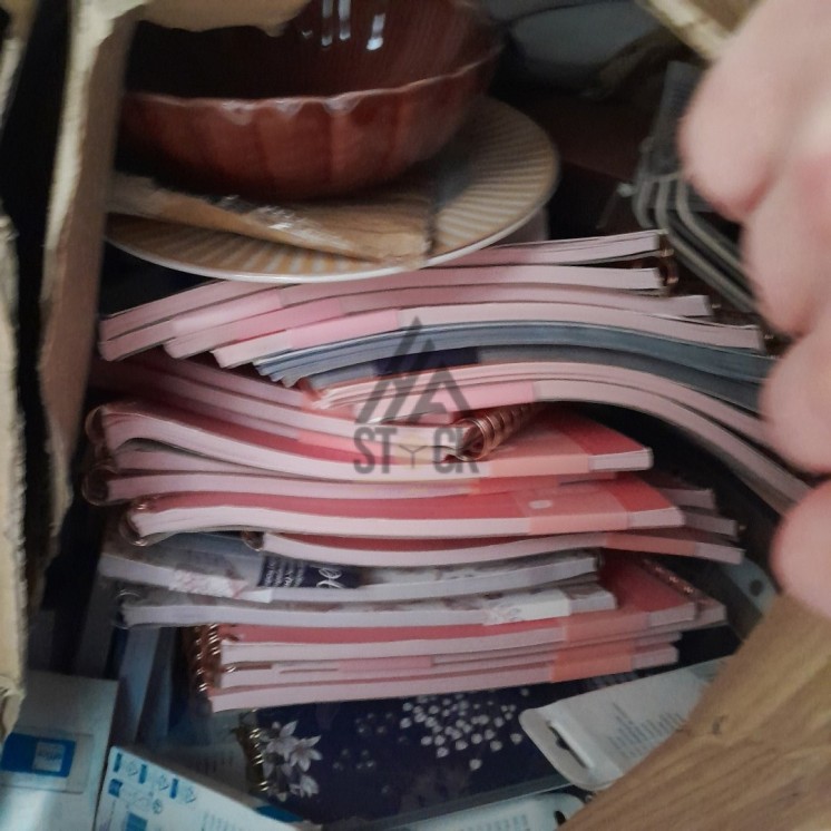 PALETTE A****N - A233