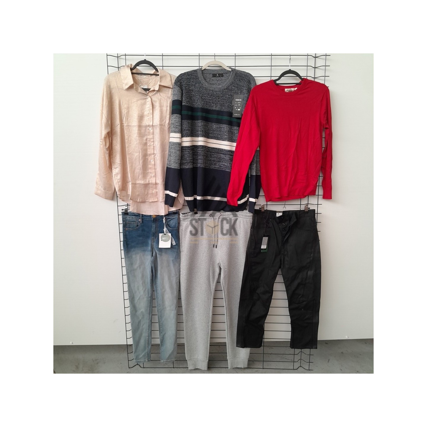 TEXTILE MARQUE  - 425 pièces