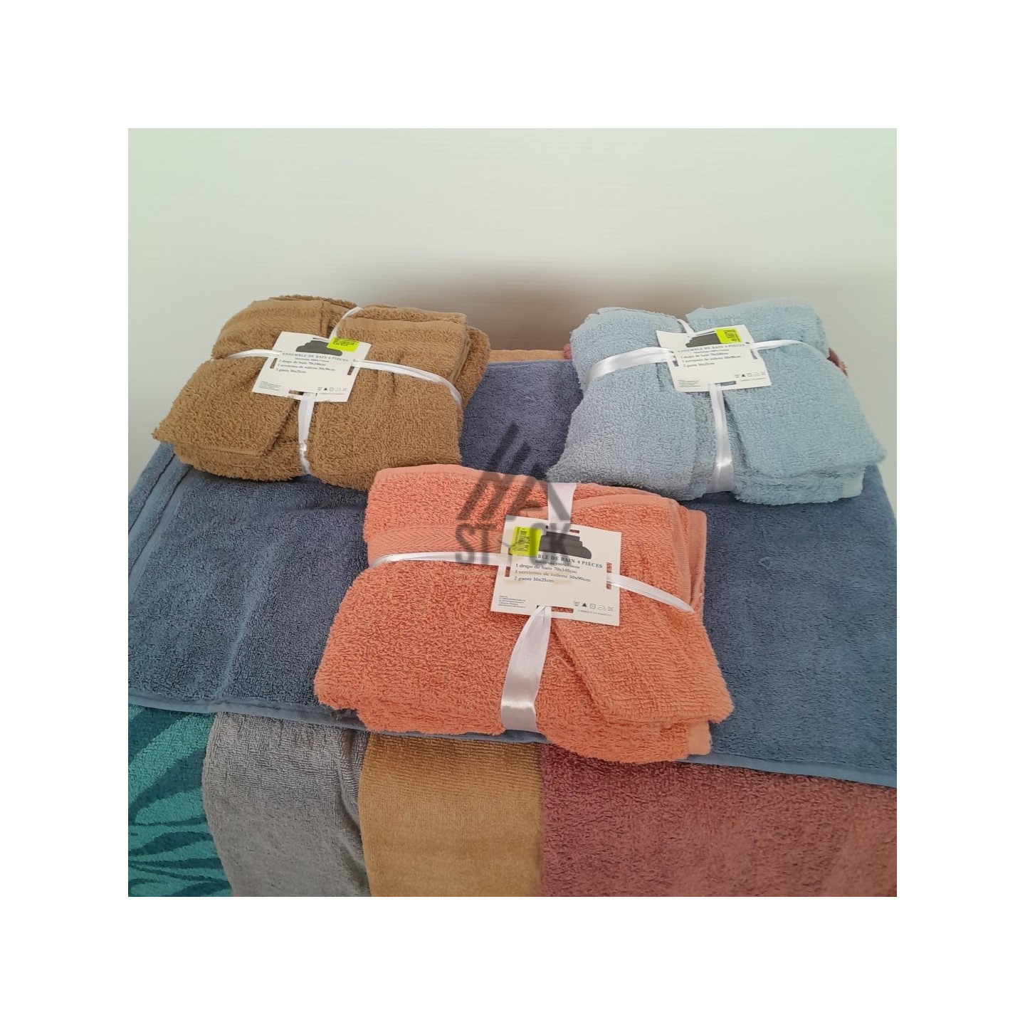 SERVIETTE - 120 pièces