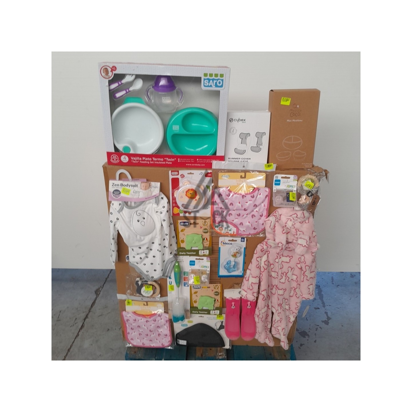 PUÉRICULTURE - 170 pièces