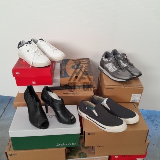 CHAUSSURE en boite  - 20 paires