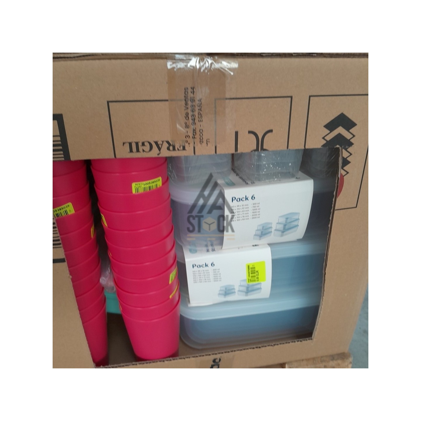 VAISSELLE PLASTIQUE - 200 pièces