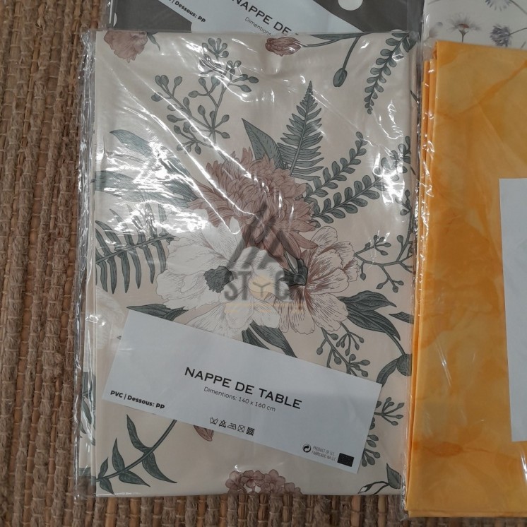 Nappe PVC imprimée - 50 pièces